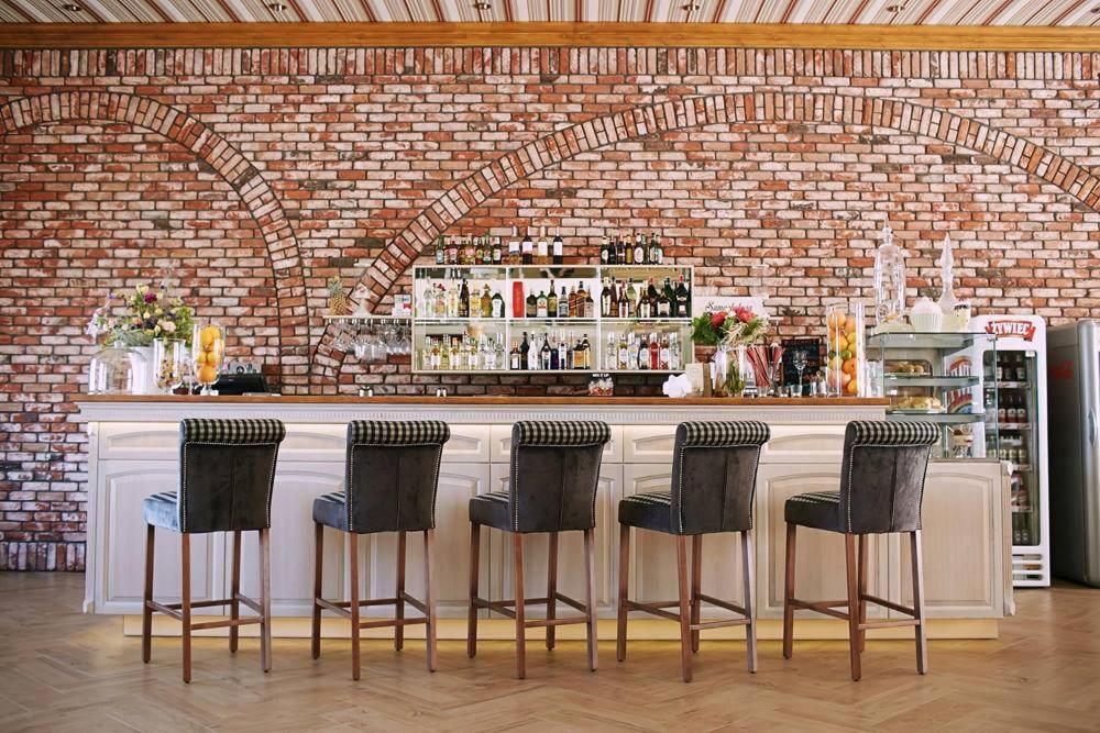 Hotel-Przystan Kikol ภายนอก รูปภาพ